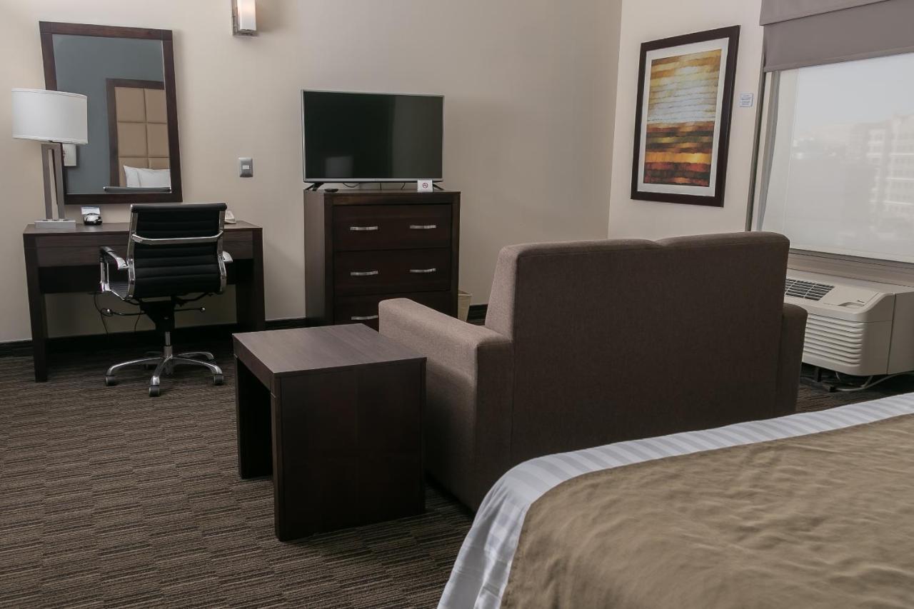 Western Juventud Hotel 4*